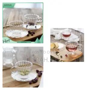 6 Pieces of Glass Tea Cups and Saucers Sets