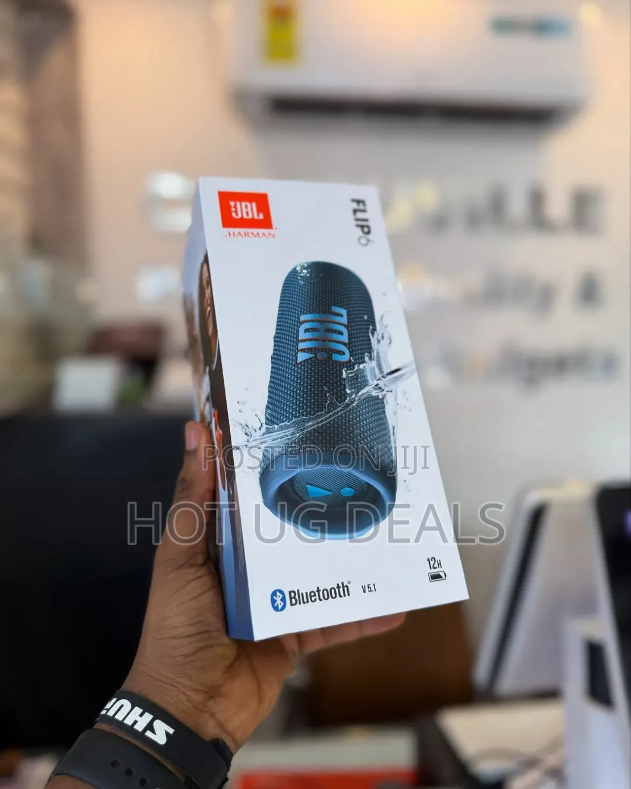 Jbl Flip 6 Portable Waterproof Wireless Bluetooth Speaker - Black.