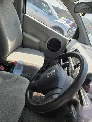 Toyota Passo 2011 Ivory