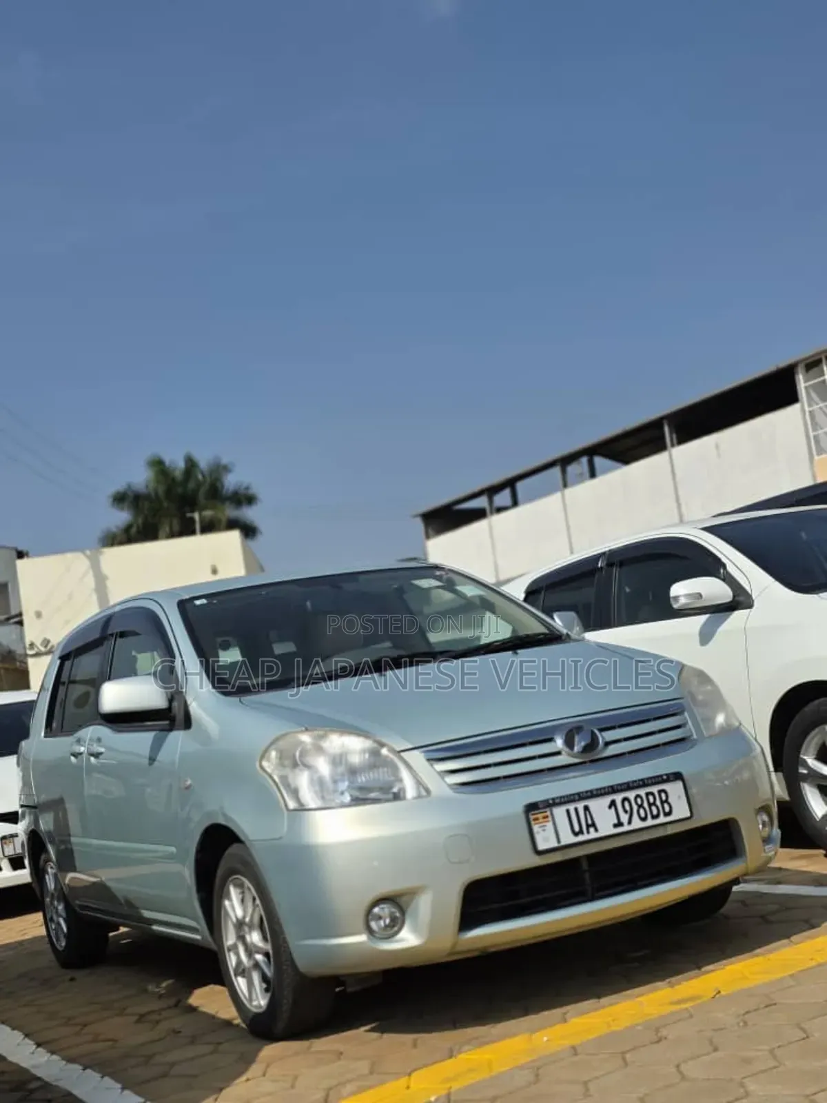 Toyota Raum 2010 Teal