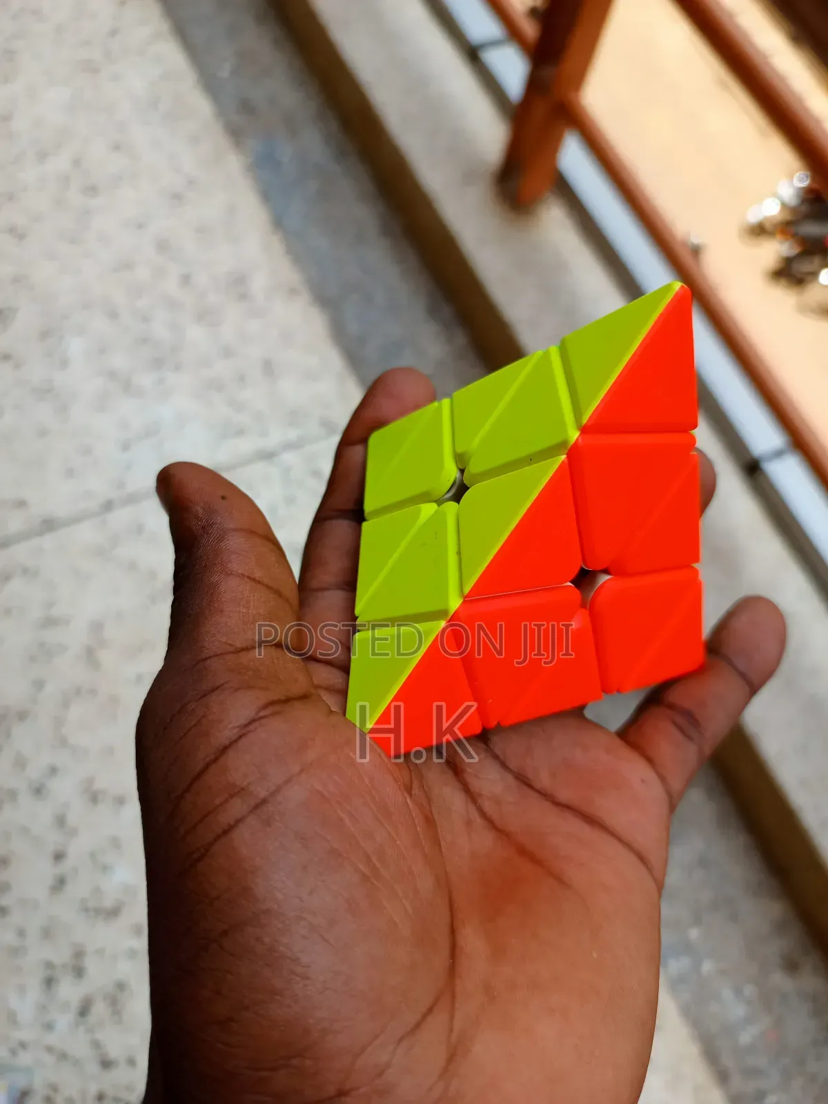 Pyraminx Magic Cube