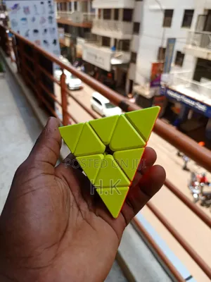 Pyraminx Magic Cube
