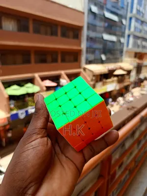 Stickerless High Speed Magic Cube ( Cube 4x4)