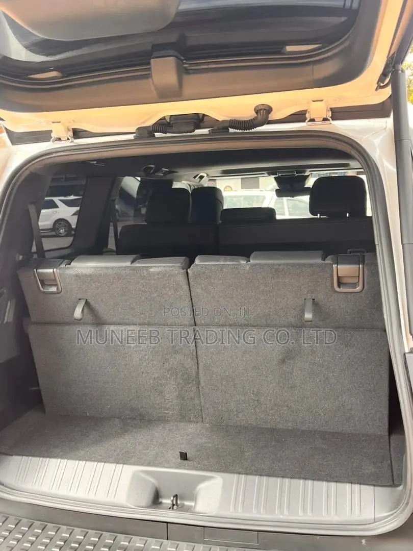 Toyota Land Cruiser Prado 2.8 2025 White