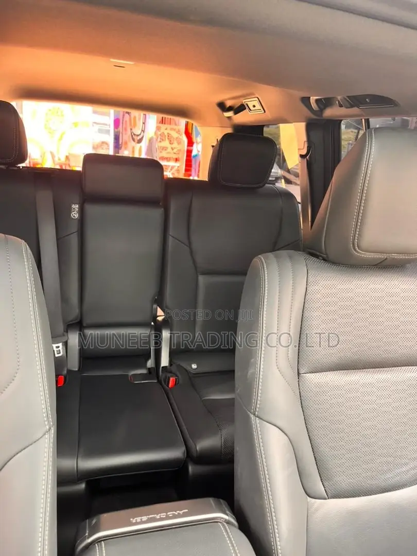 Toyota Land Cruiser Prado 2.8 2025 White