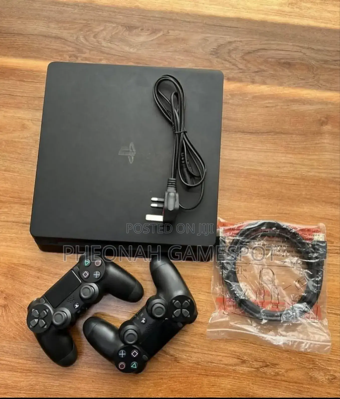 Ready to Play! Sony Playstation 4 Slim (Chipped). 11 Games and 2 Pads