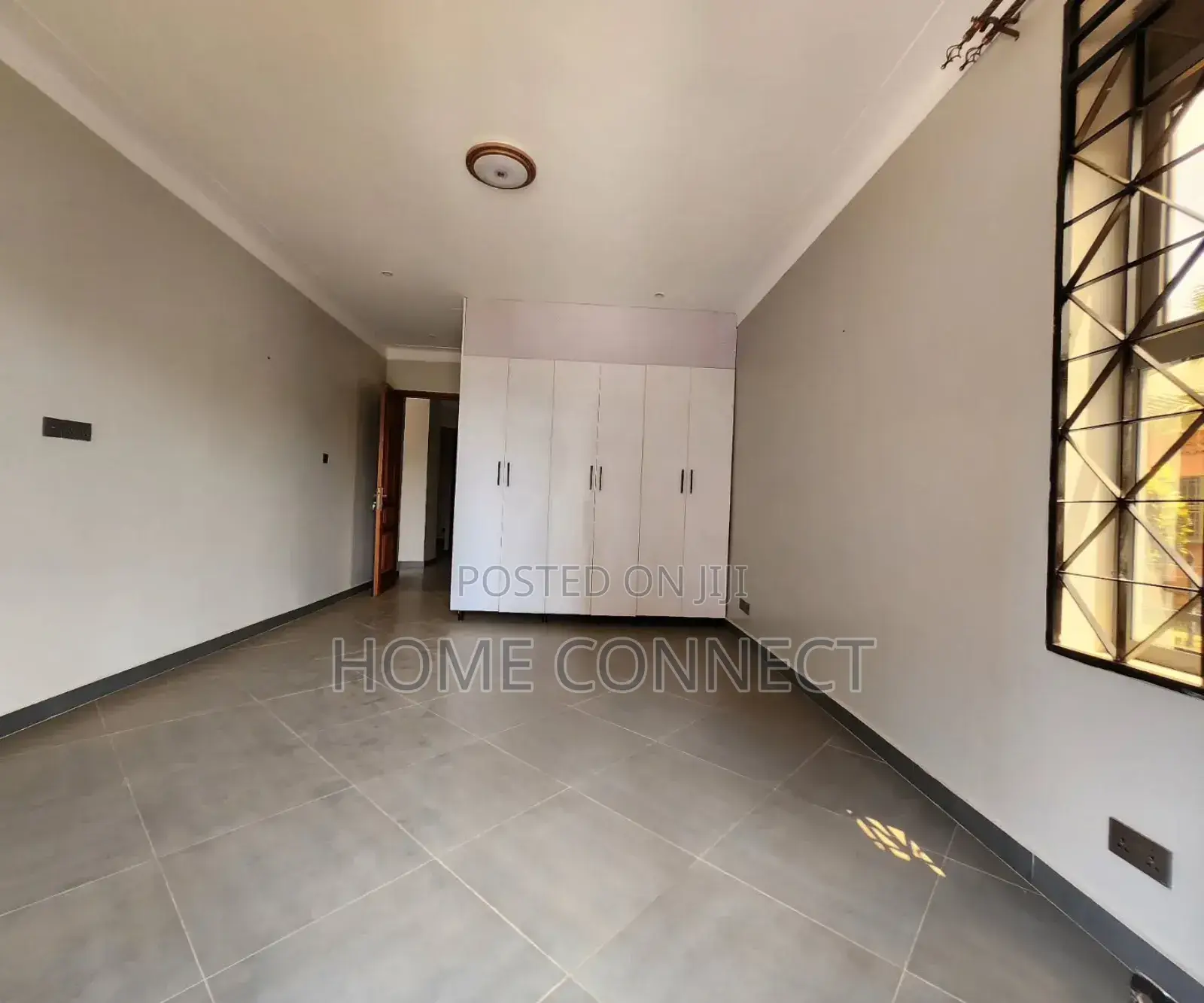 3bdrm Apartment in Bugoloobi, Central Division for rent