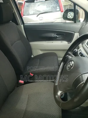 Toyota Passo Sette 1.5 AWD 2011 Black