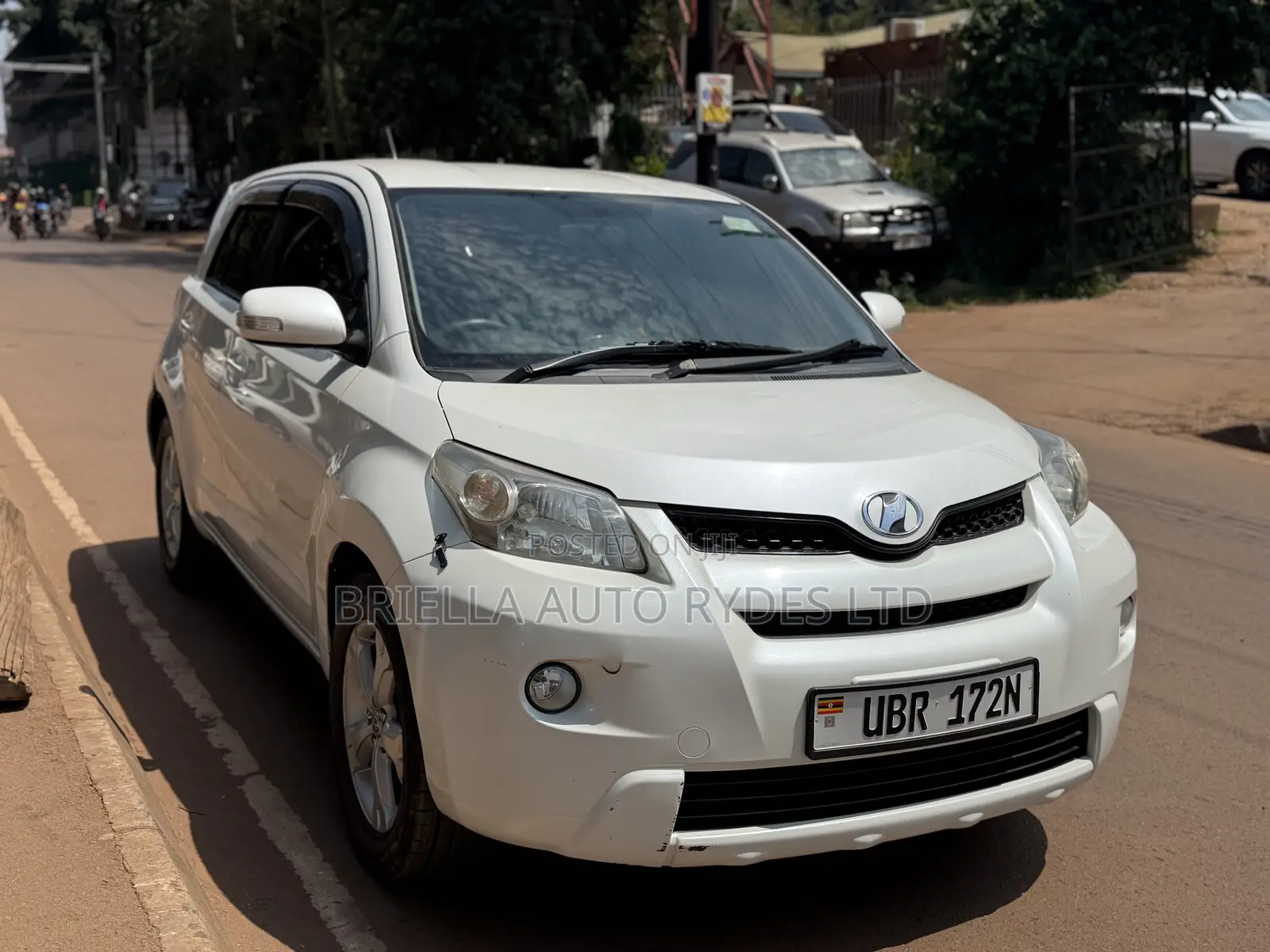 Toyota IST 2010 White