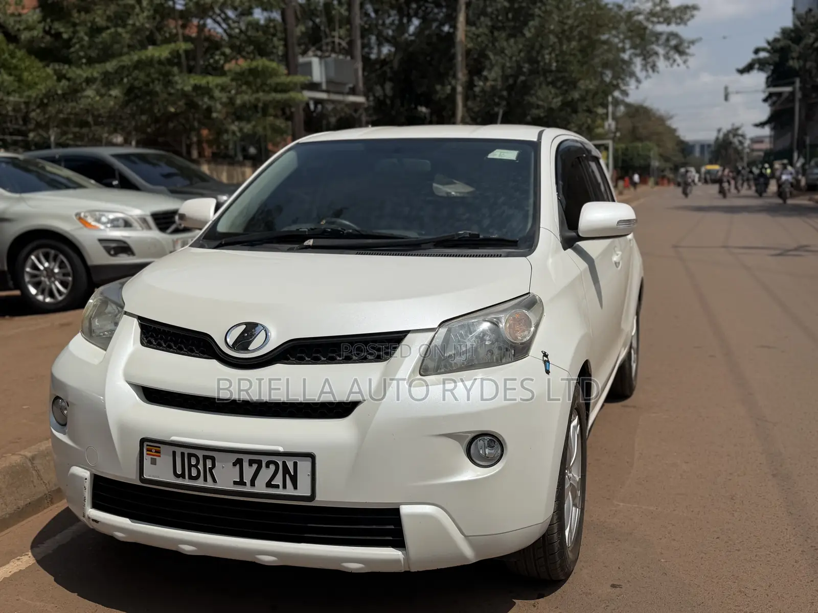 Toyota IST 2010 White