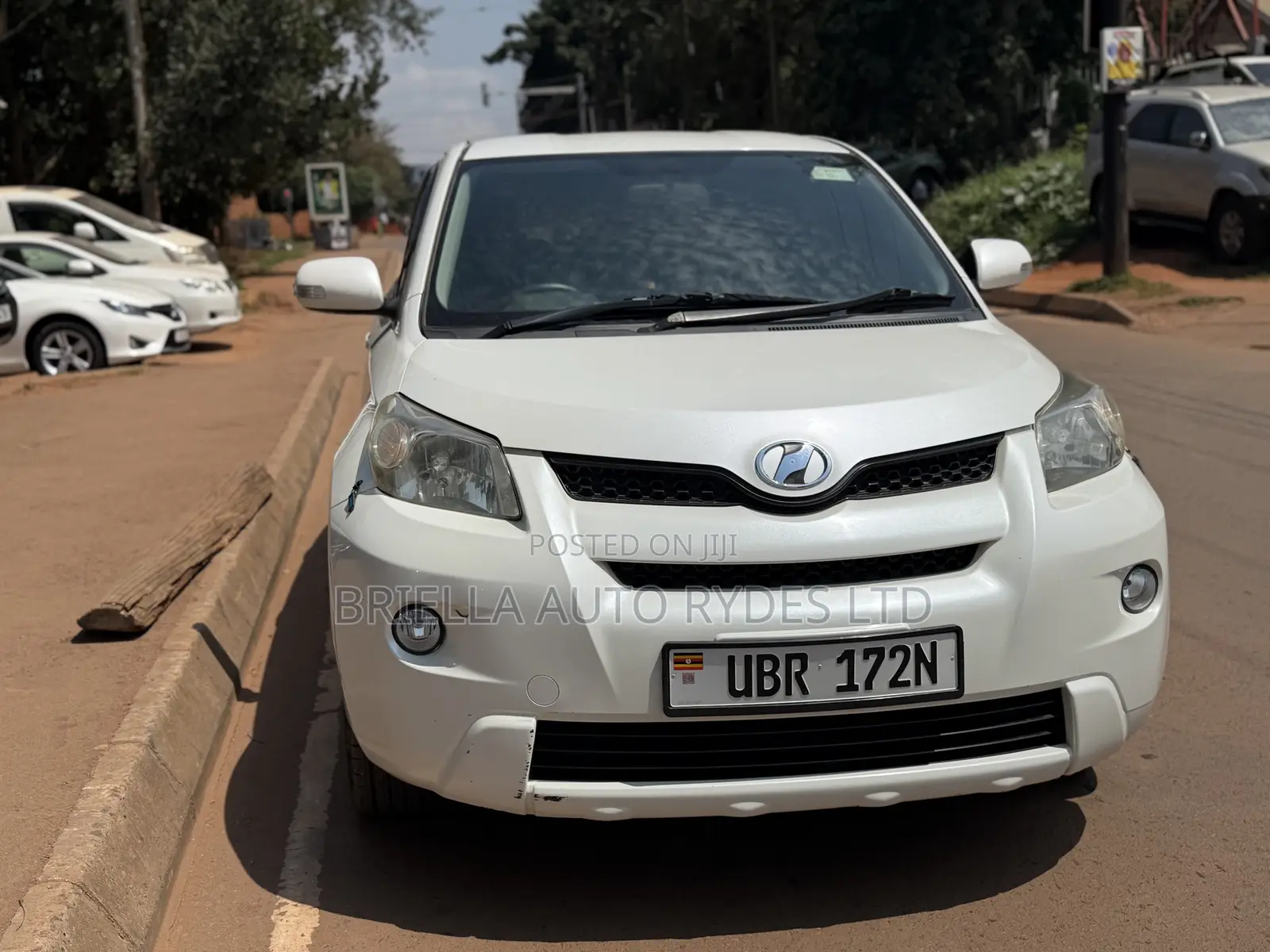 Toyota IST 2010 White