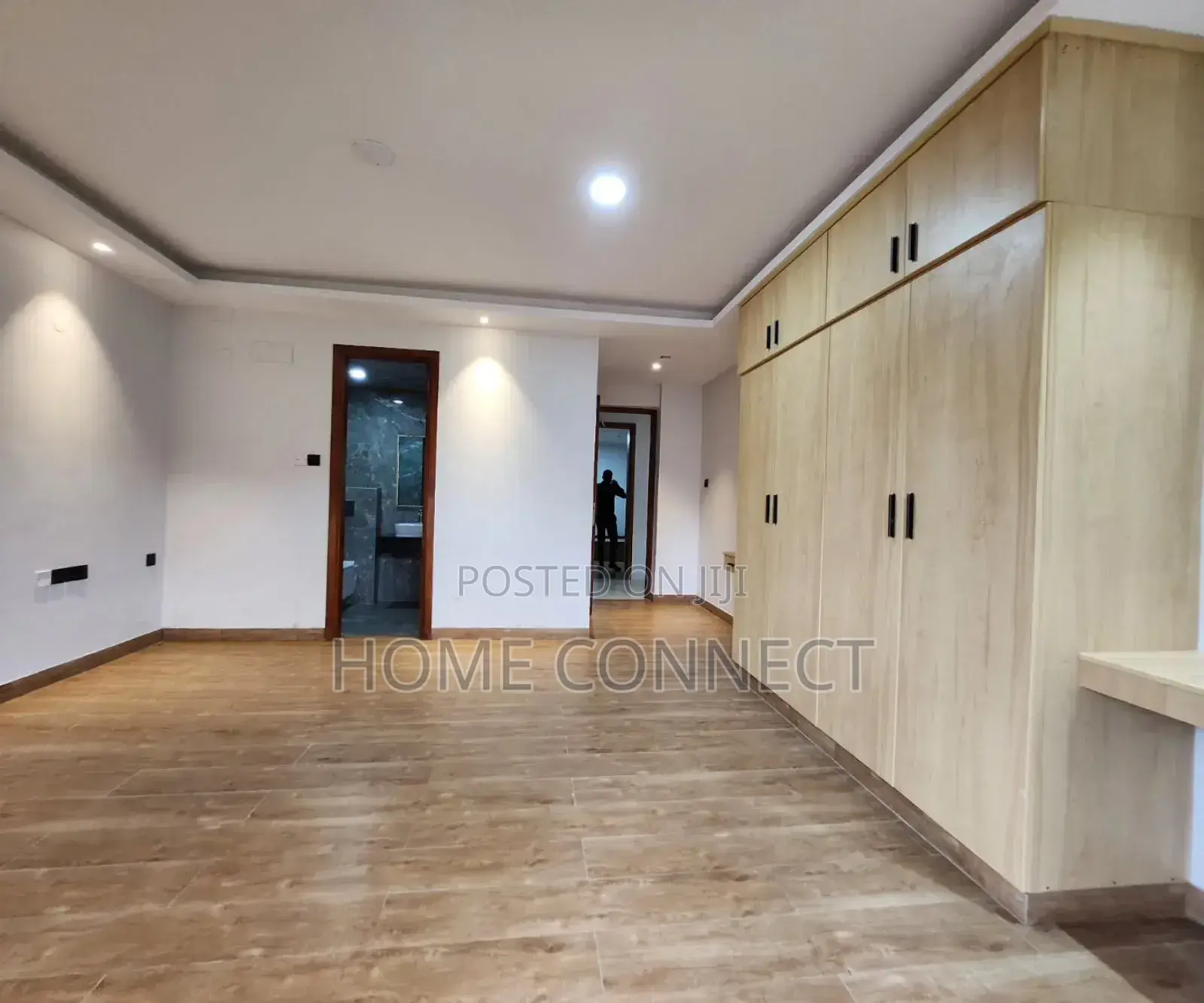 2bdrm Apartment in Kisaasi Ring Road, Central Division for rent