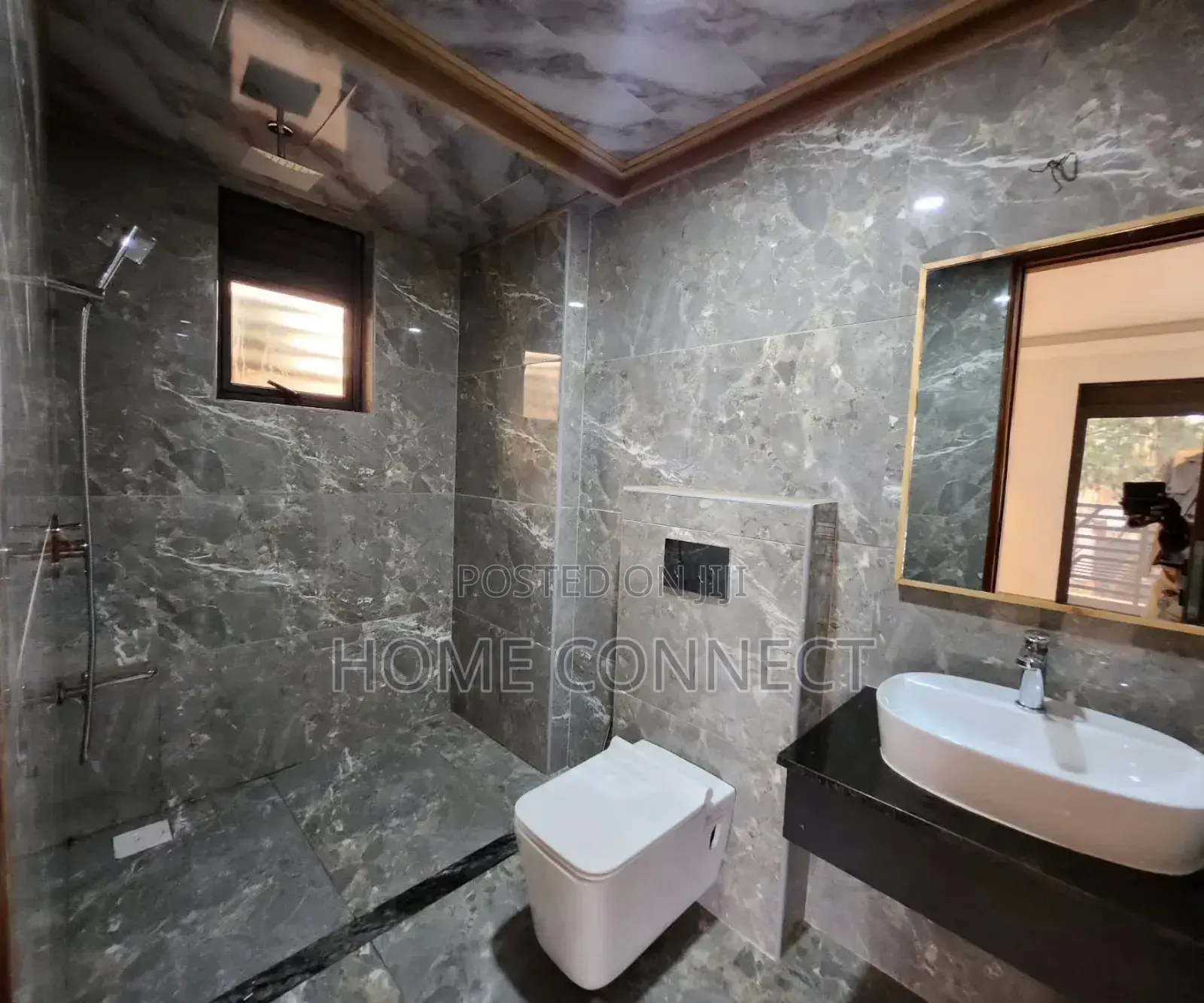 2bdrm Apartment in Kisaasi Ring Road, Central Division for rent