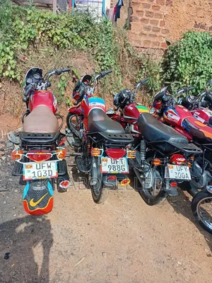 TVS HLX 125 2023 Red