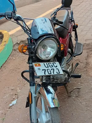 Bajaj Boxer 100 2023 Red