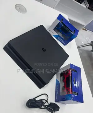 Chipped Ps4 Slim: Massive Game Collection Co-Op Ready 2 Controllers