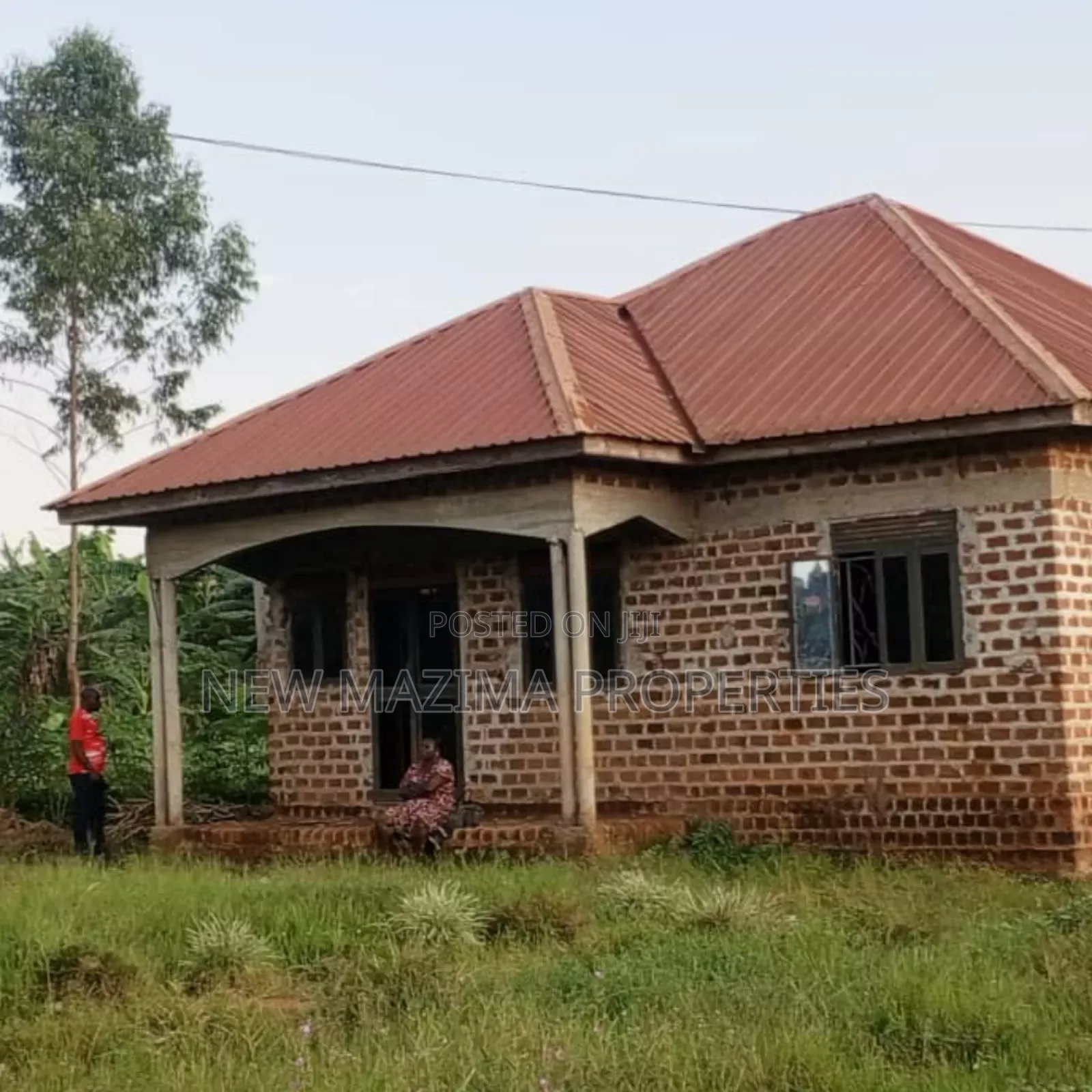 3bdrm Bungalow In Kasangati Kiti, Central Division For Sale