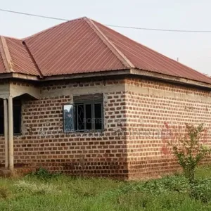 3bdrm Bungalow In Kasangati Kiti, Central Division For Sale