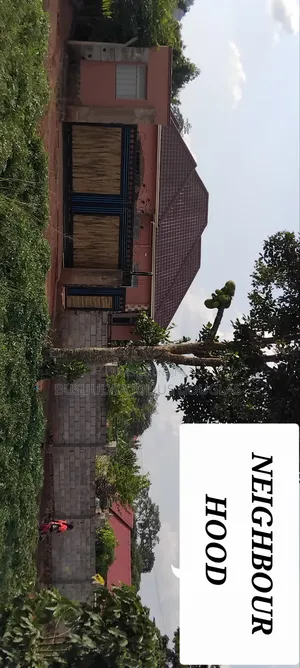 12bdrm House in Goma for sale