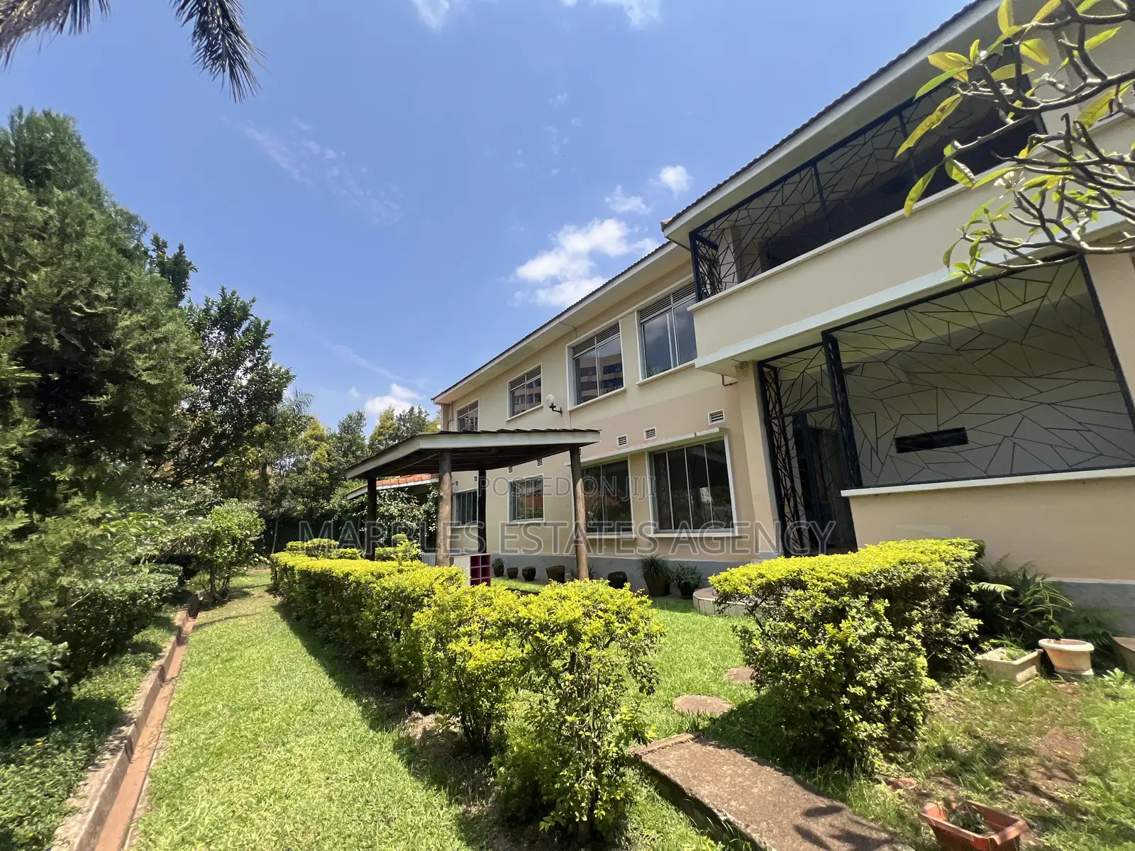 11bdrm House in Kololo, Central Division for rent