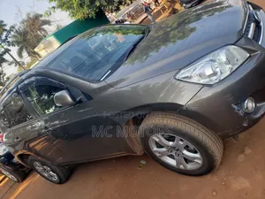 Toyota RAV4 2.5 2011 Gray