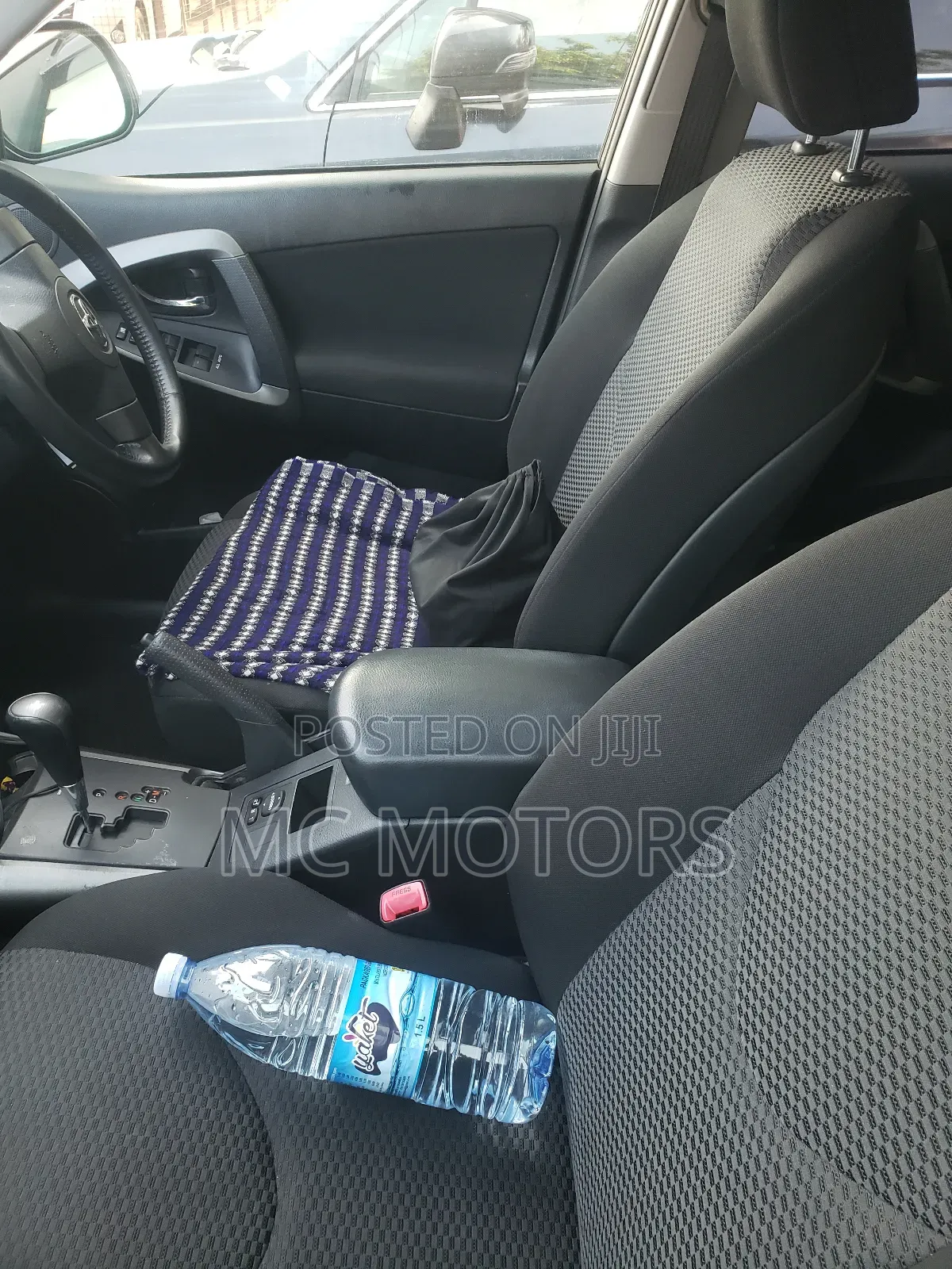 Toyota RAV4 2.5 2011 Gray