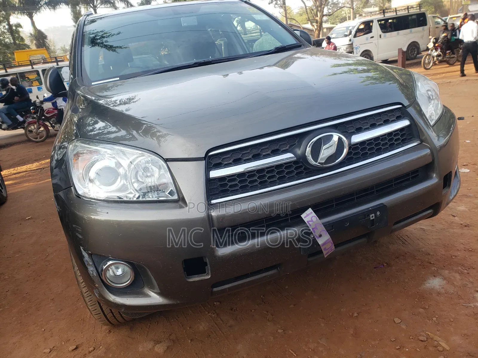 Toyota RAV4 2.5 2011 Gray