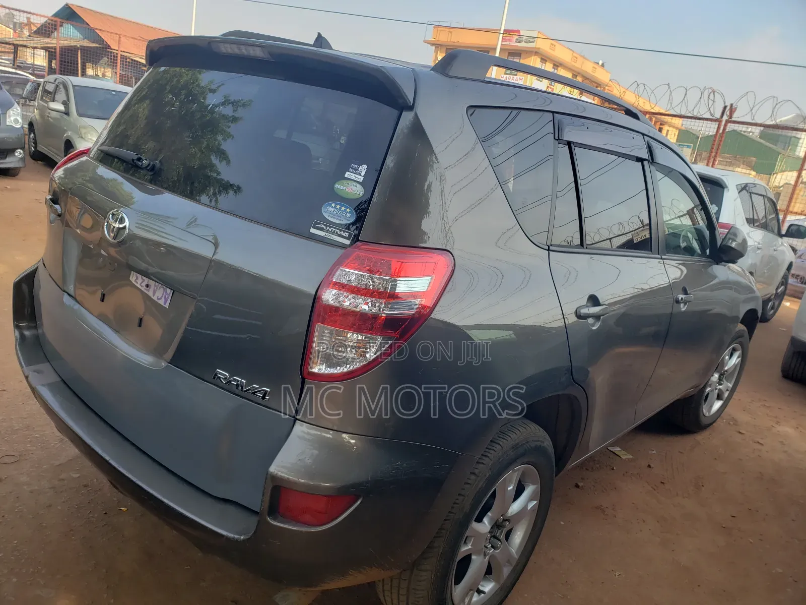Toyota RAV4 2.5 2011 Gray