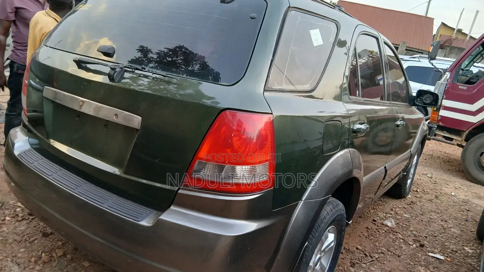 Kia Sorento 2011 Green