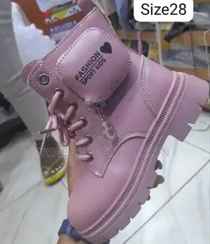 Girl's Nice Boots
