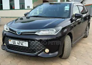 Toyota Corolla Fielder 1.5 Hybrid FWD 2016 Black