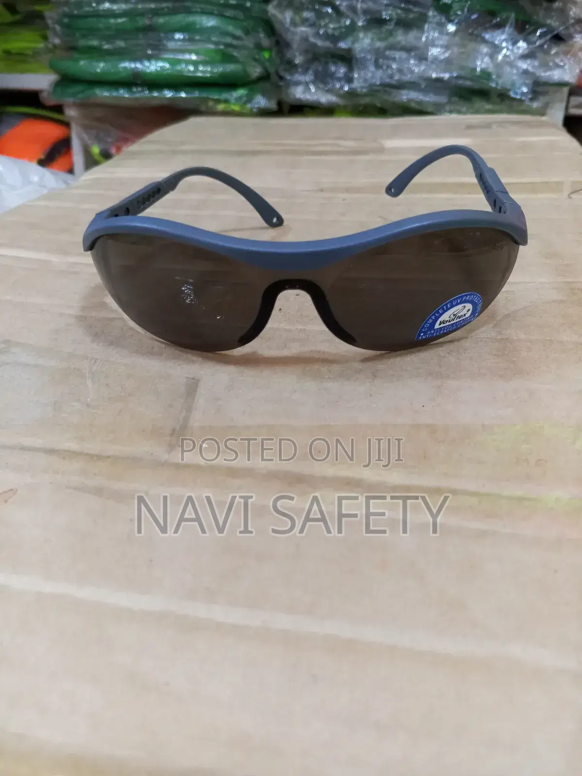 V701anti Scratch Safety Glasses