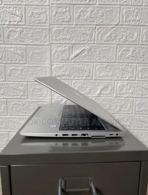 Laptop HP EliteBook 840 G5 12GB Intel Core I5 SSD 256GB