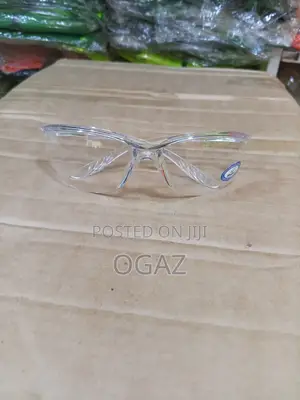V651 Anti Scratch Safety Glasses