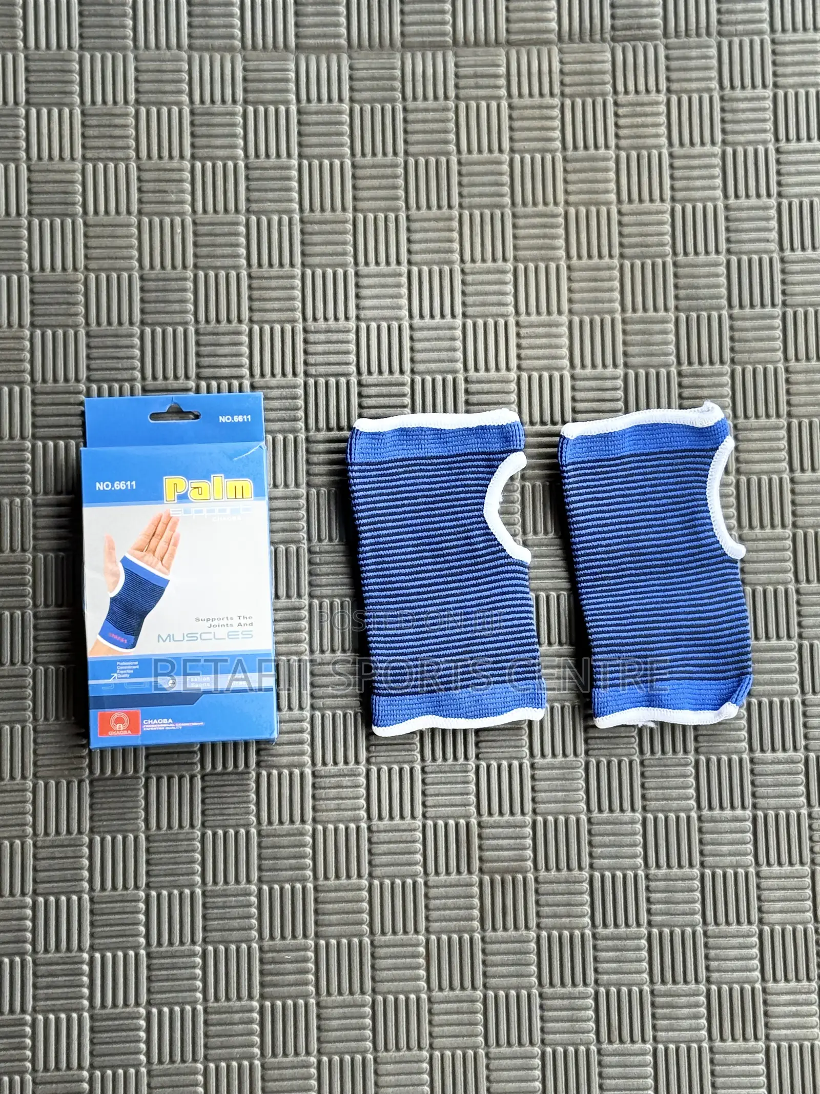 Palm Support Pair