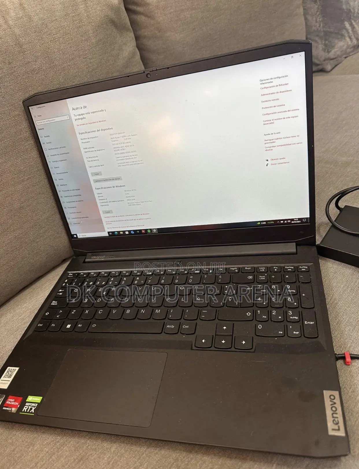 Laptop Lenovo V110 8GB AMD Ryzen 5 SSD 256GB