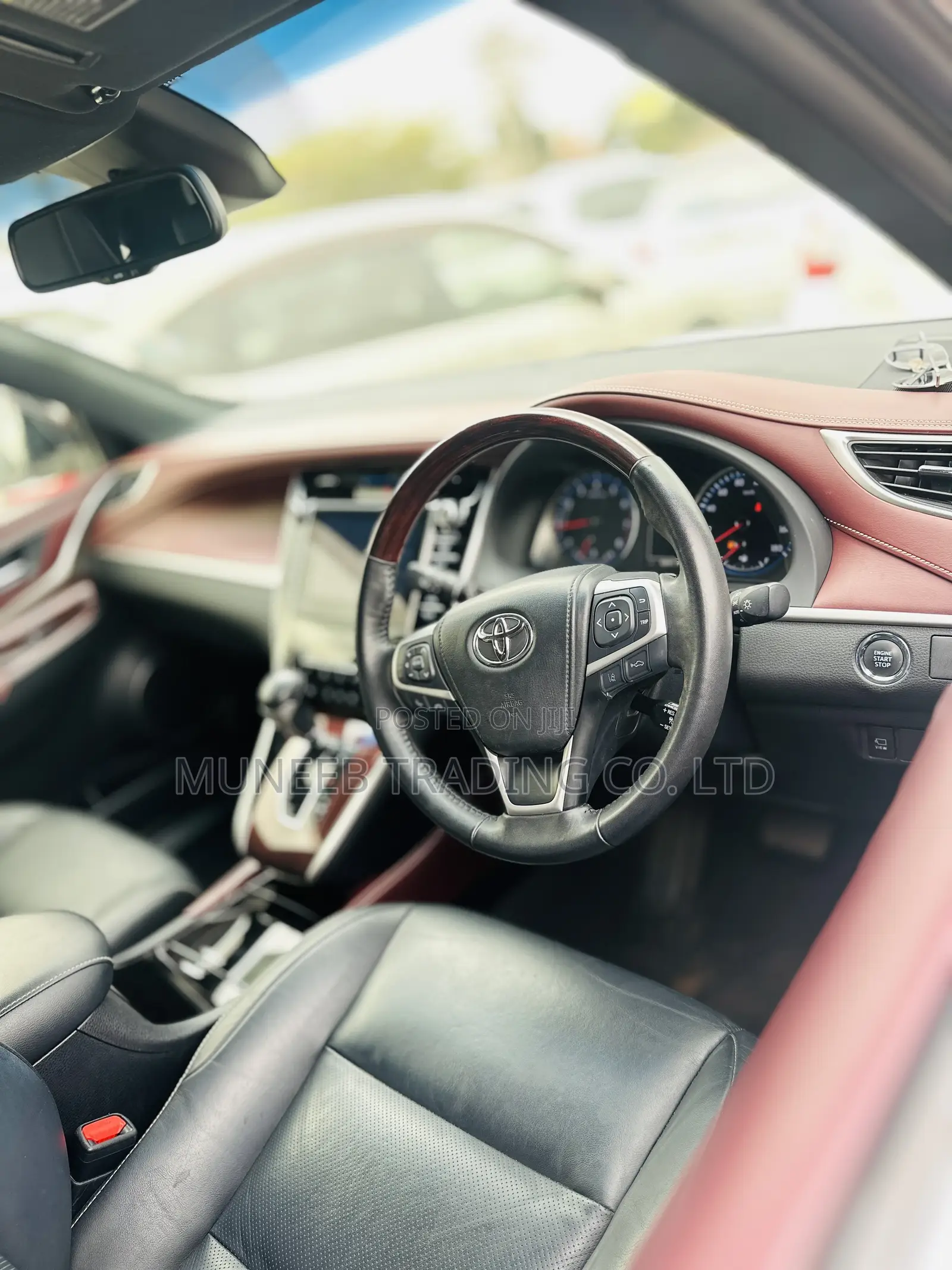 Toyota Harrier 2.0 2016