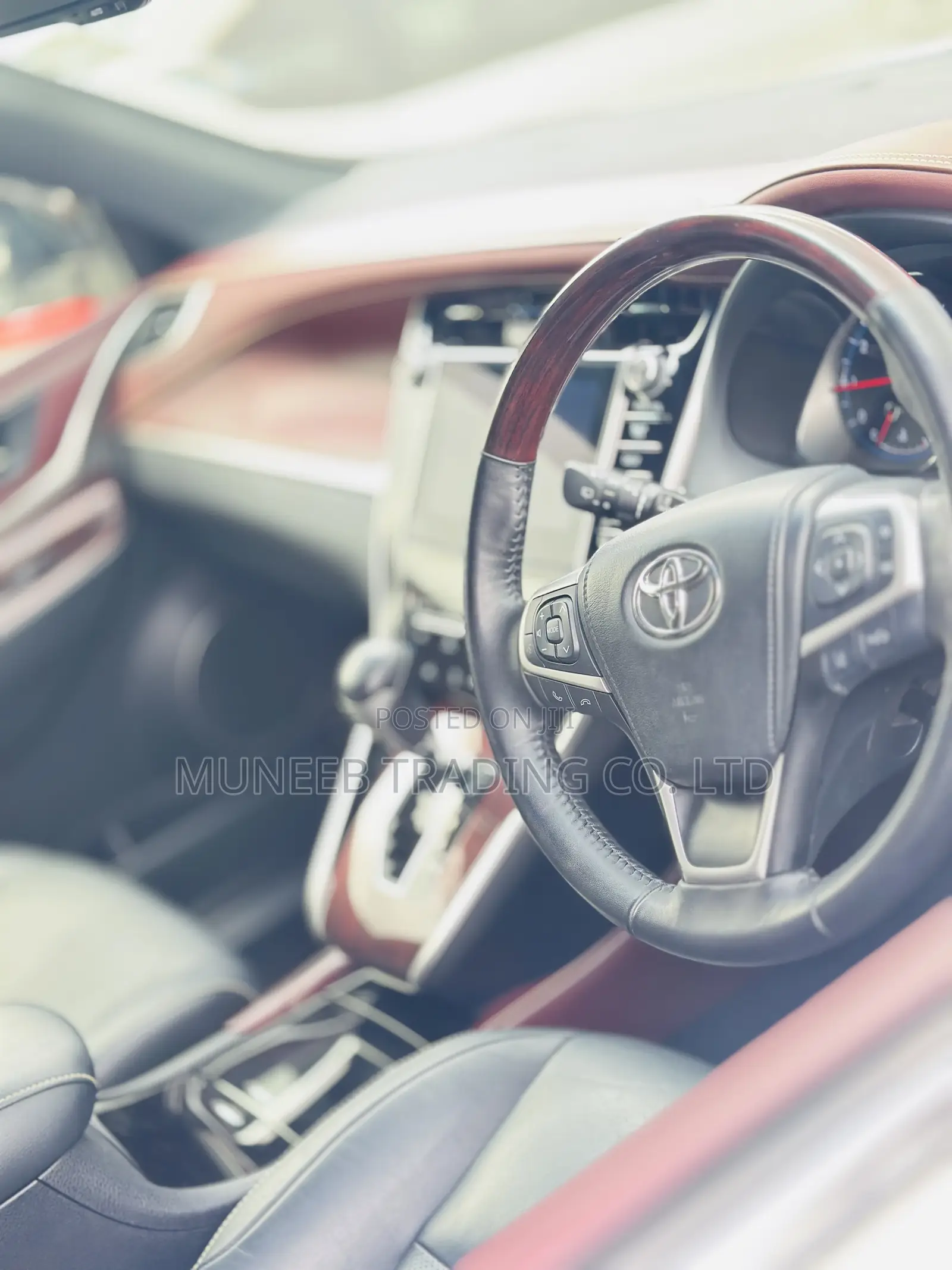Toyota Harrier 2.0 2016