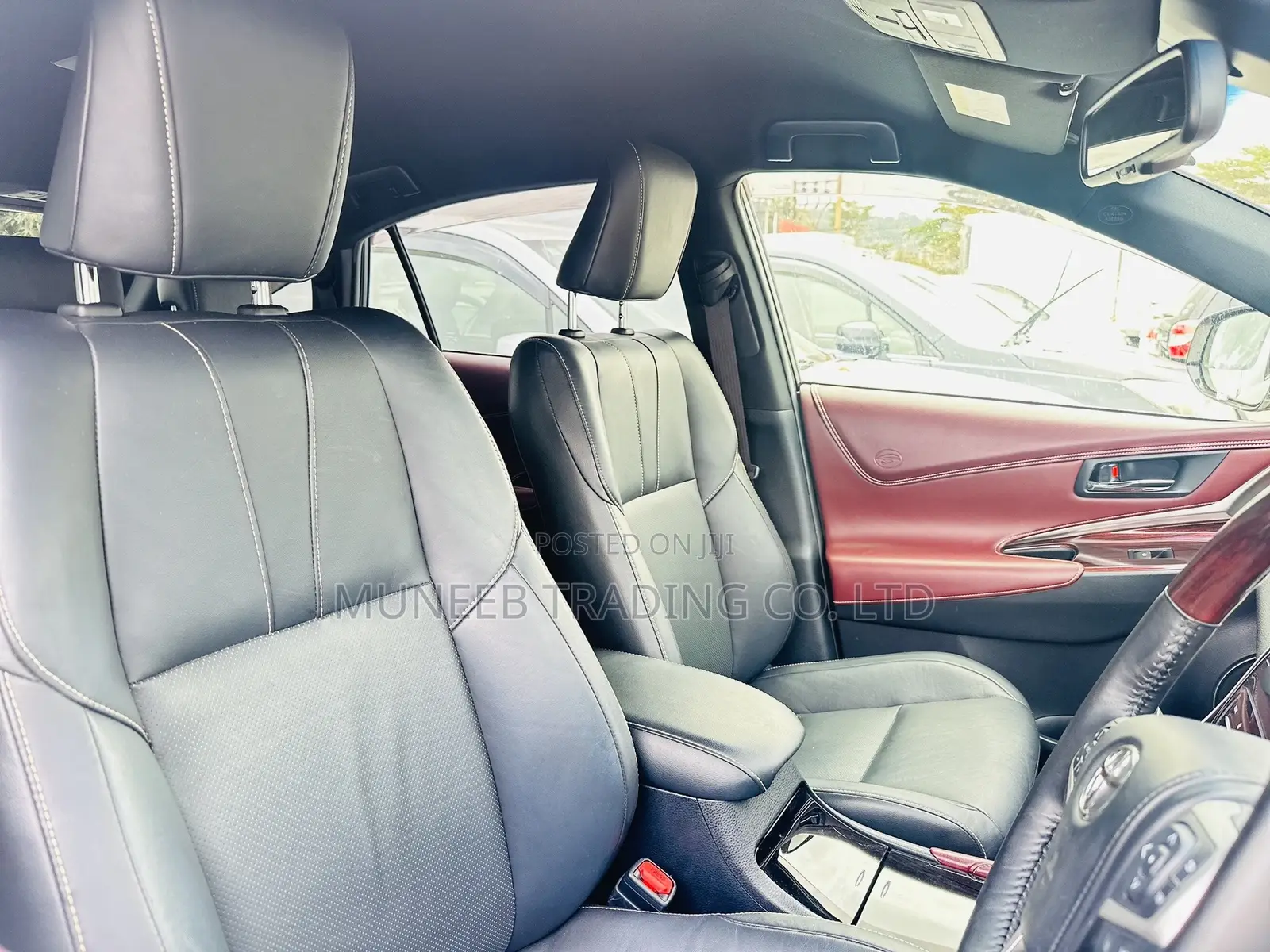 Toyota Harrier 2.0 2016