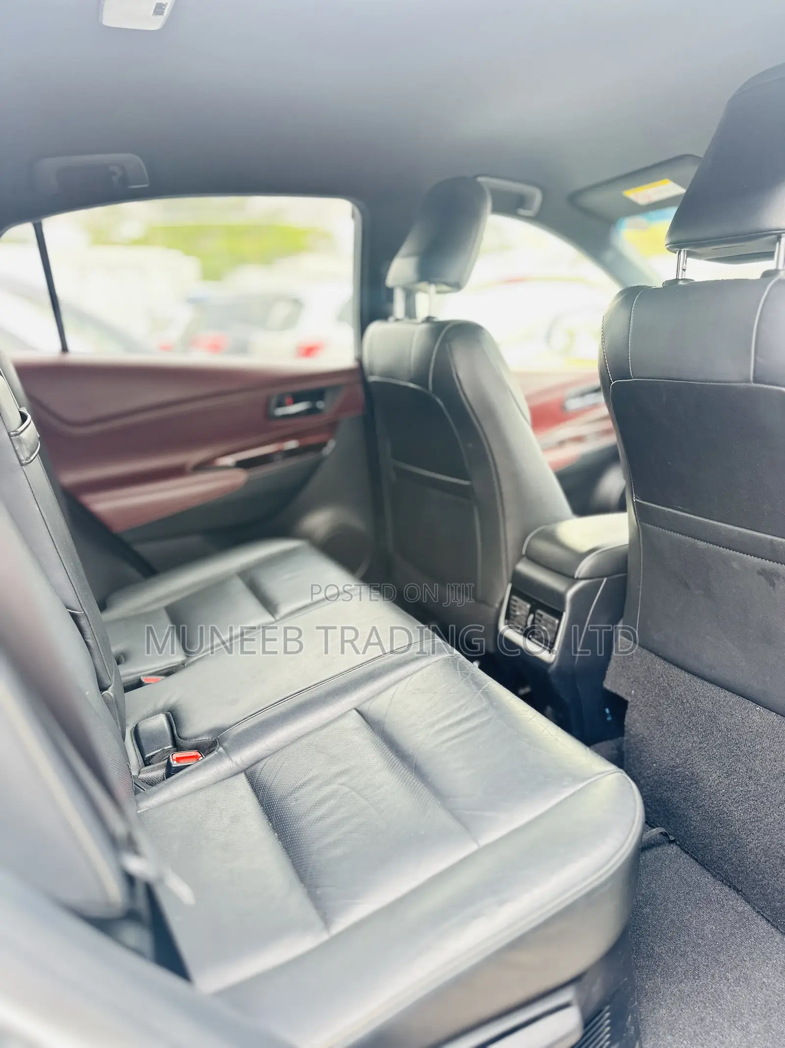 Toyota Harrier 2.0 2016