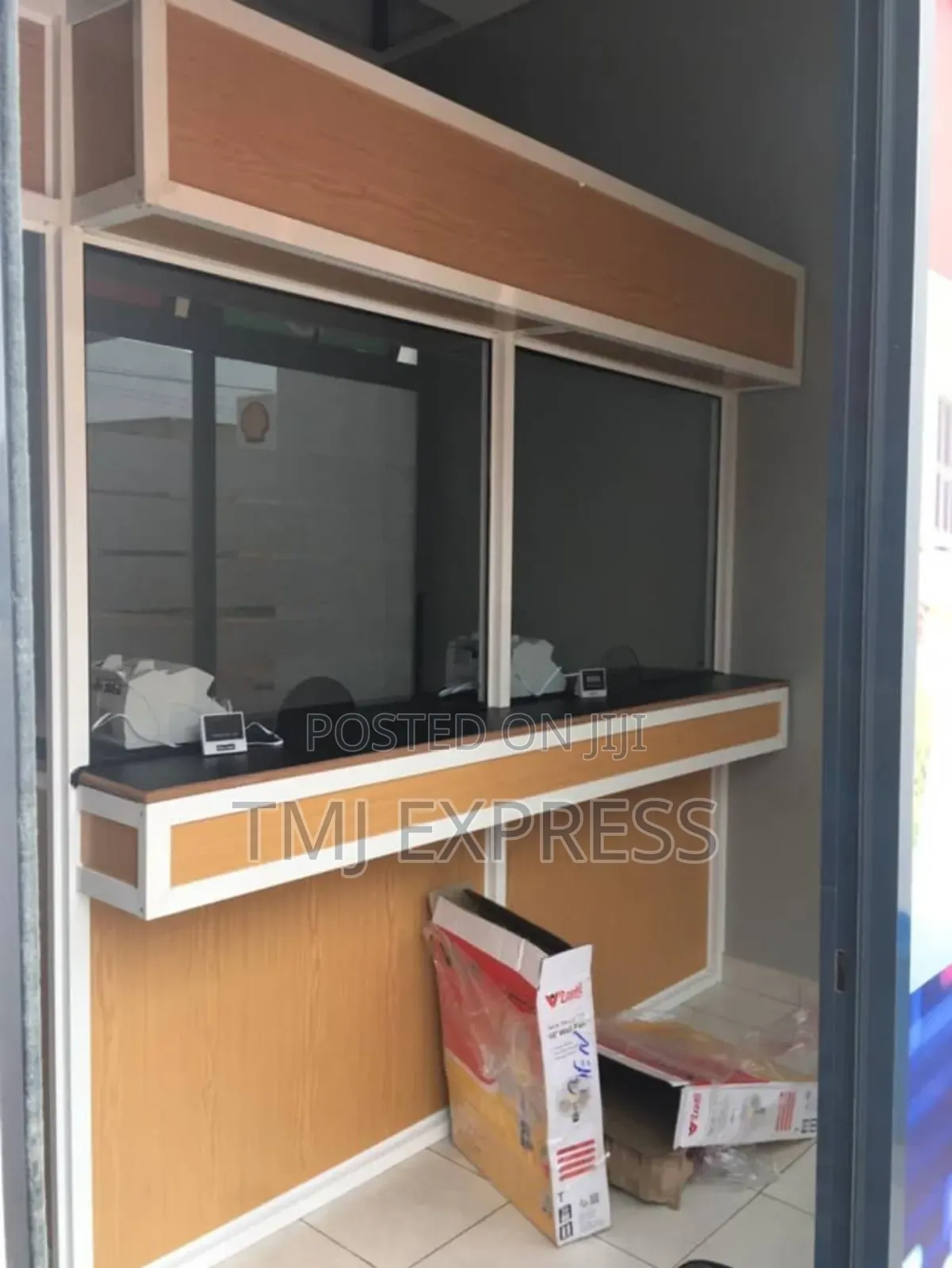 Aluminum Works and Partitioning Per Square Meter