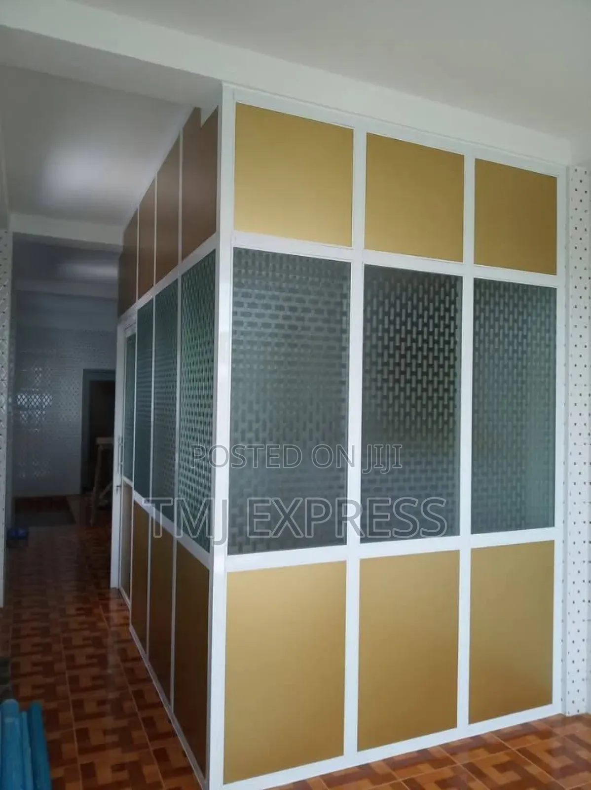 Aluminum Works and Partitioning Per Square Meter