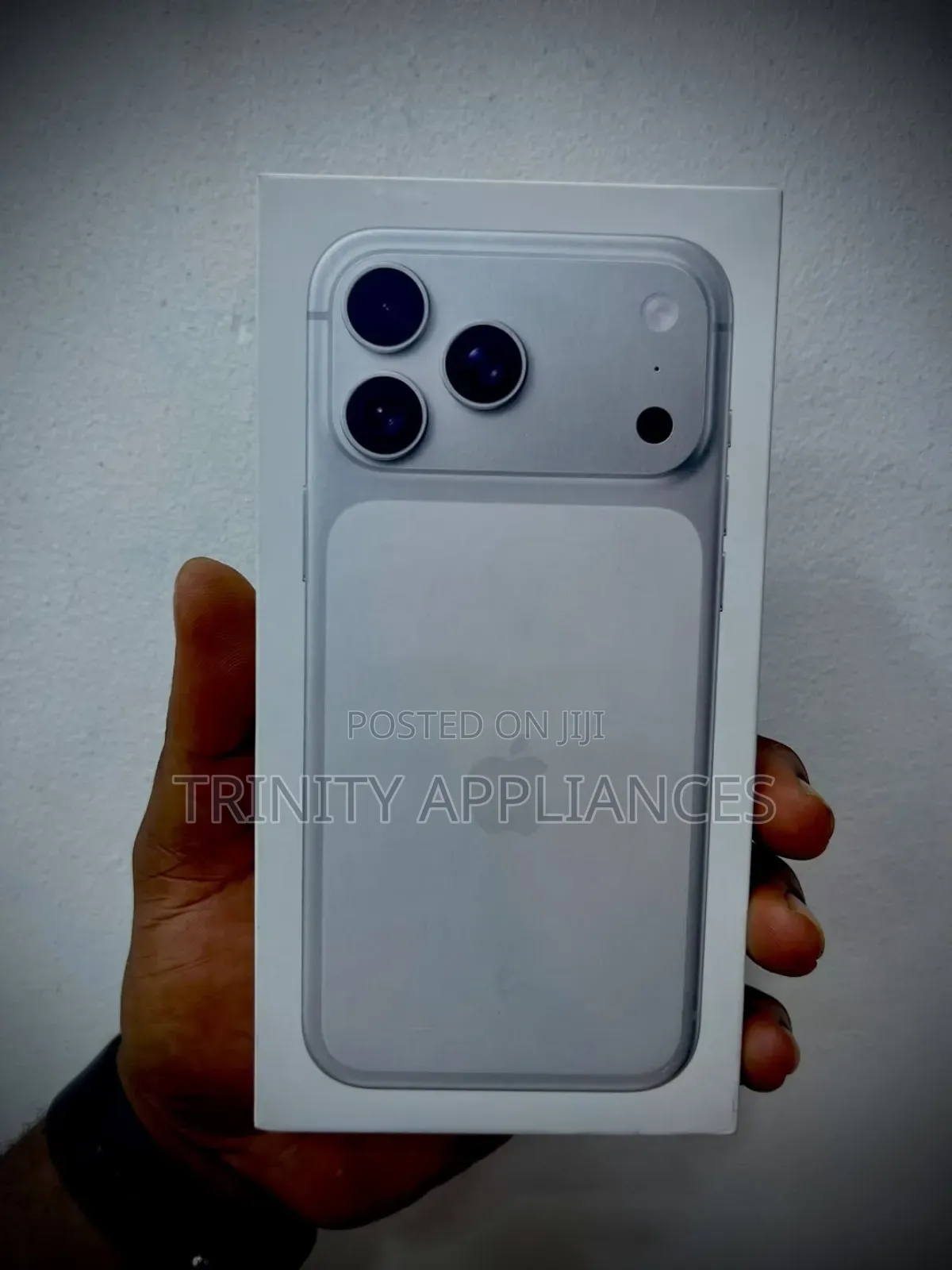 New Apple iPhone 17 Pro Max 256 GB Silver