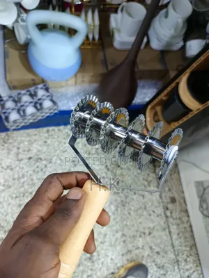 Pasta Cutter