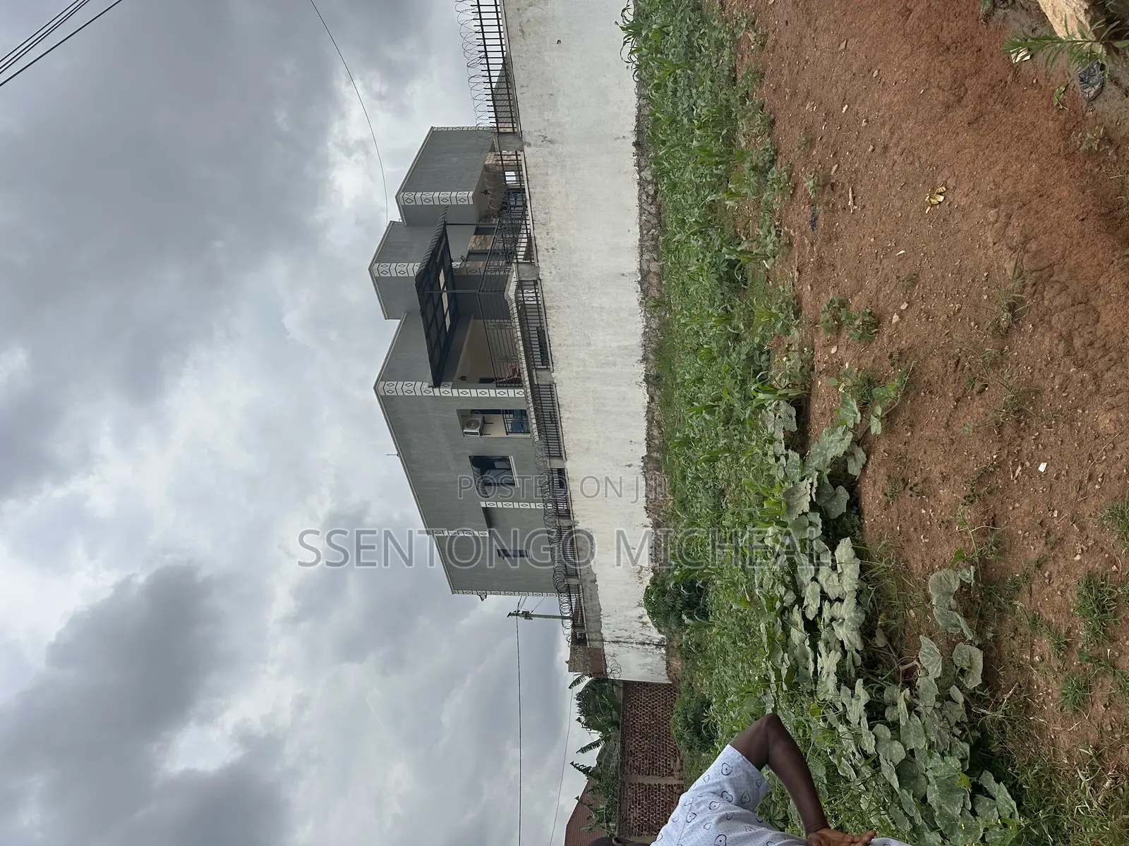 Ssonde Jinja Misindye 50ft by 100ft