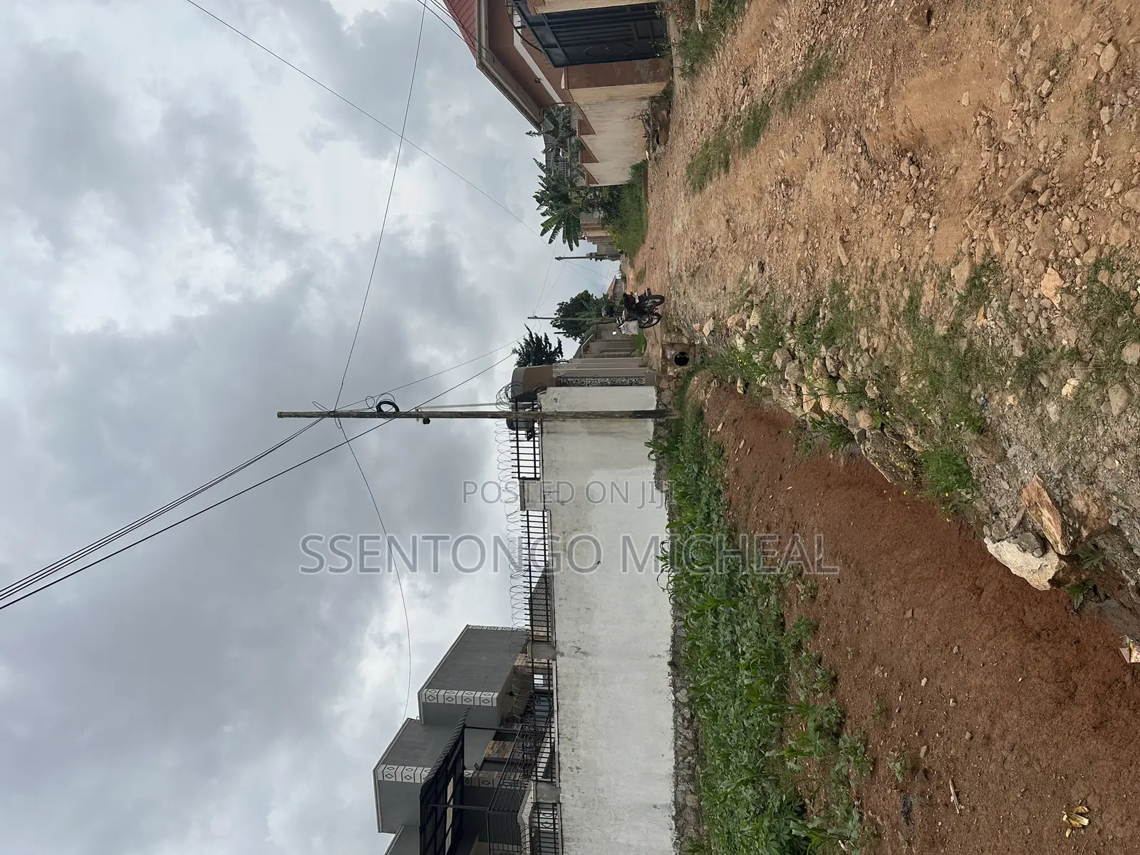 Ssonde Jinja Misindye 50ft by 100ft