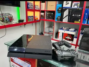 Ps4 With 10 Games, 2 Pads and Accessories, Warranty and Guarantee