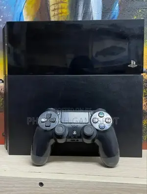 Ps4 With 10 Games, 2 Pads and Accessories, Warranty