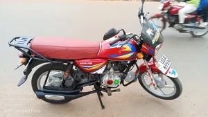 Bajaj Boxer 125 2024 Red