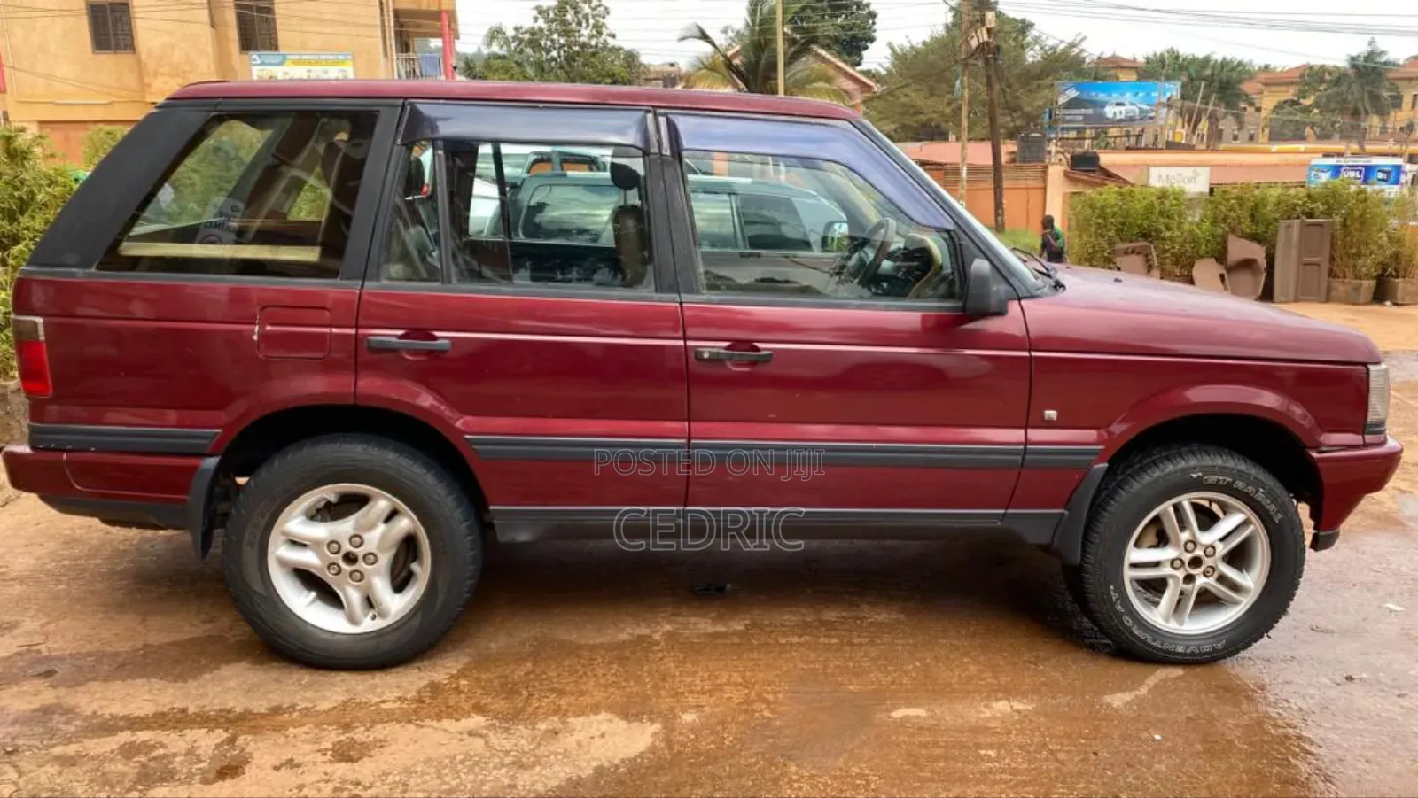 Land Rover Range Rover 2000 Maroon
